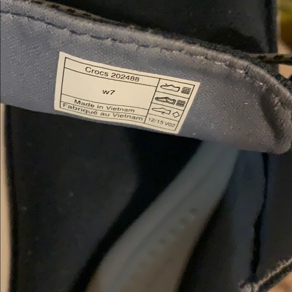 Size 7 w Women’s croc boot shoes NT but New - Picture 2 of 4